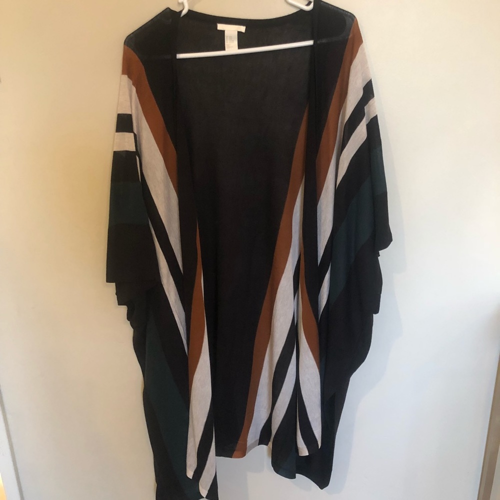 Striped kimonos sweater